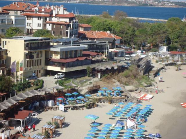 Хотел "Тихия Кът" Sosopol Exterior foto