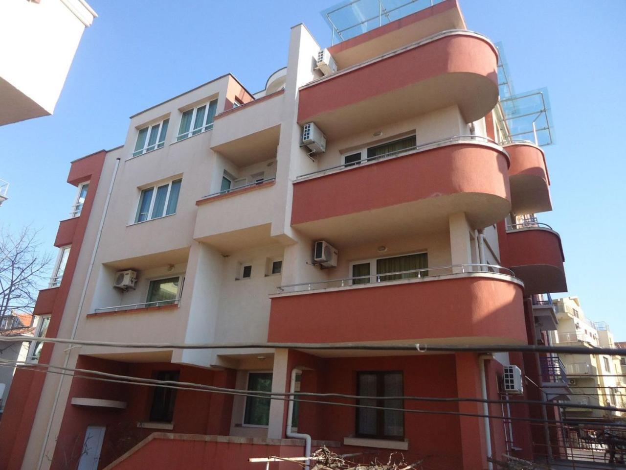 Хотел "Тихия Кът" Sosopol Exterior foto