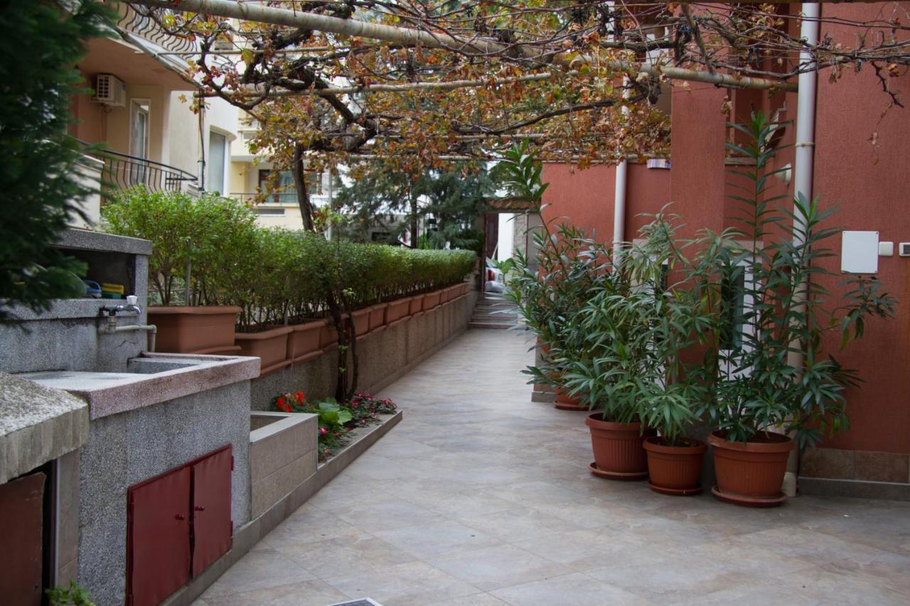 Хотел "Тихия Кът" Sosopol Exterior foto