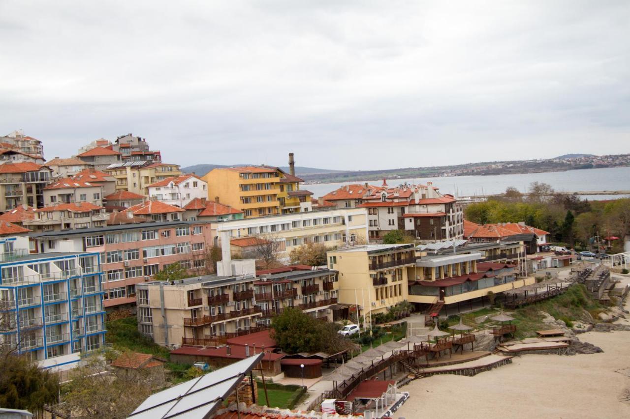 Хотел "Тихия Кът" Sosopol Exterior foto