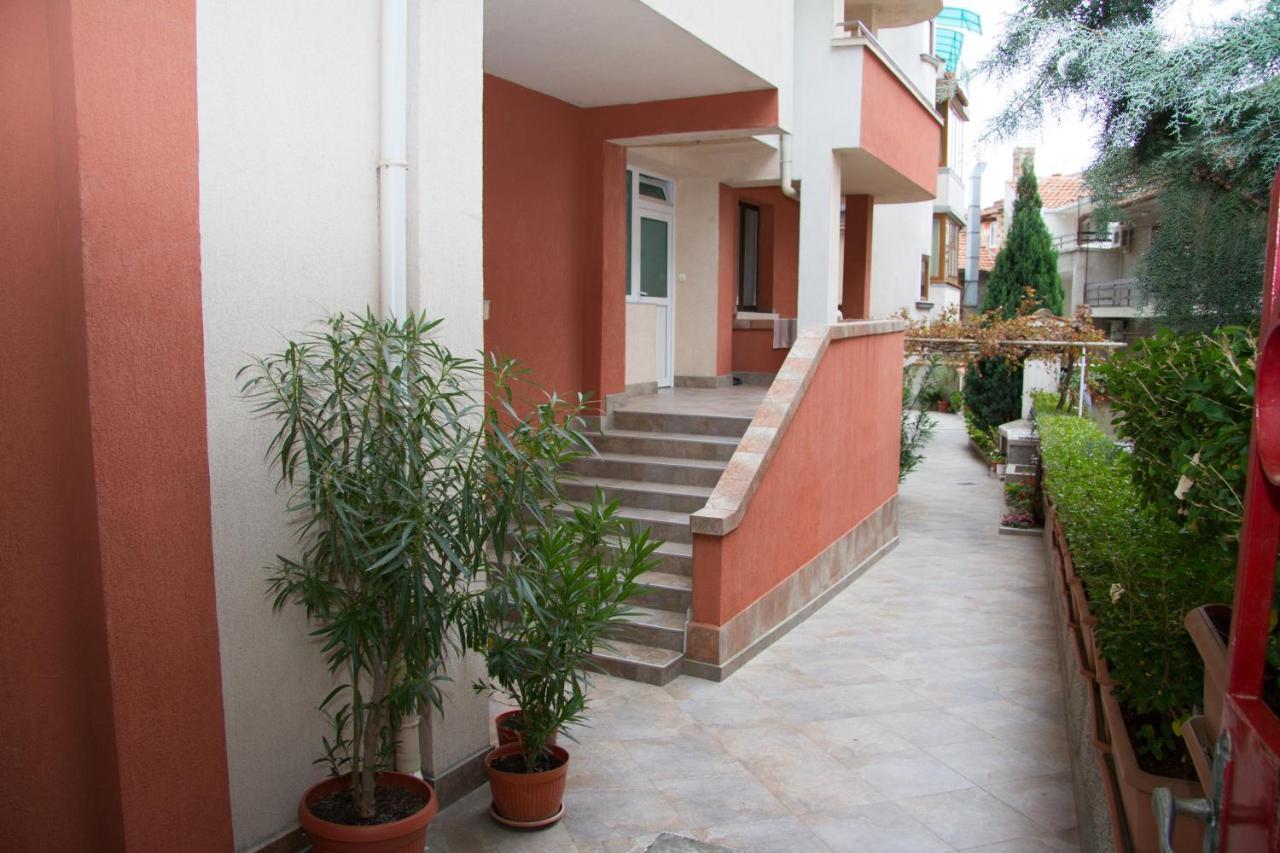 Хотел "Тихия Кът" Sosopol Exterior foto