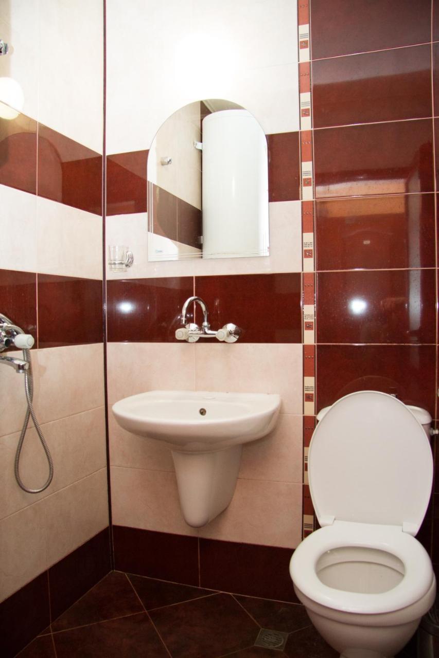 Хотел "Тихия Кът" Sosopol Exterior foto